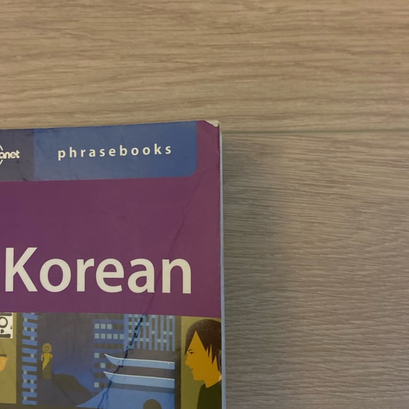 Lonely Planet Korean 🇰🇷 Phrasebook - Picture 2 of 4
